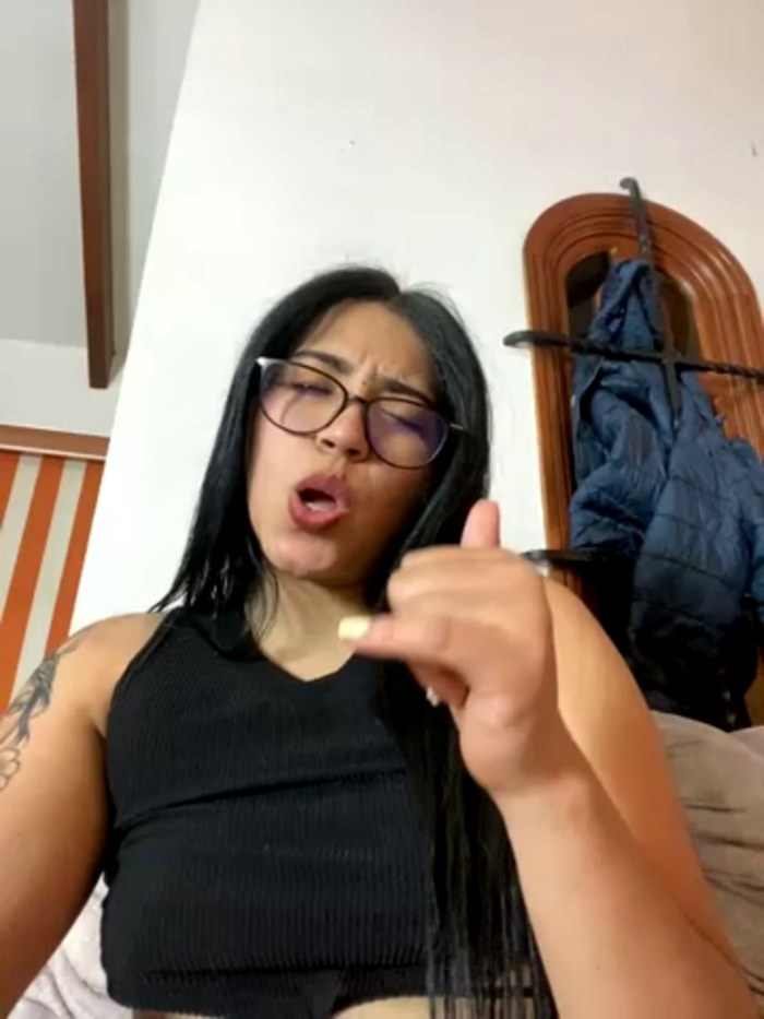 SaritaHot_69