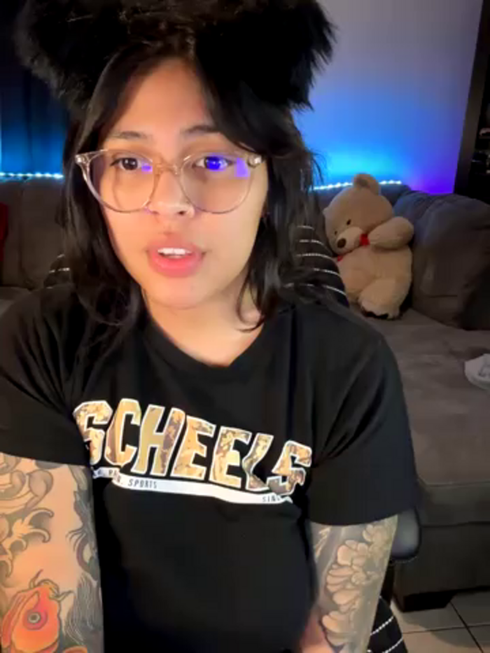 miacanela_xo