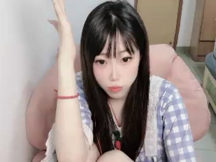 v-vivian