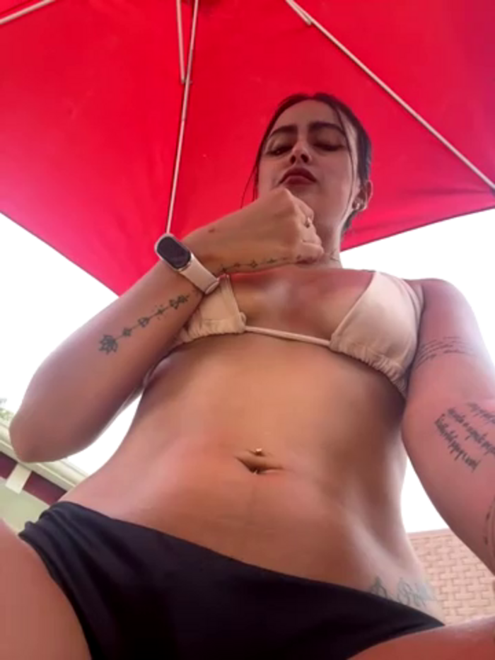 Alexandra_duque