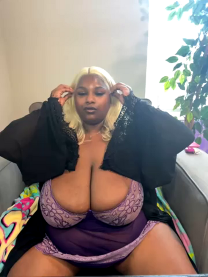 BigFineSelena