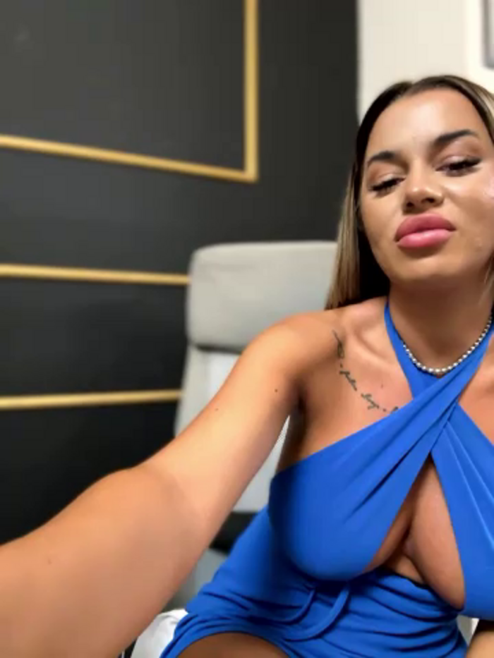 KirstieVegas