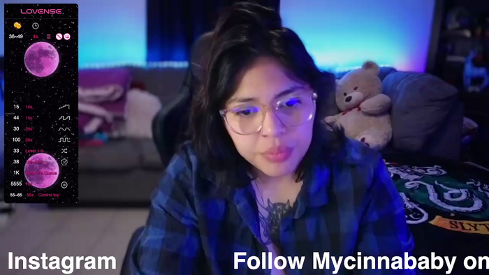 miacanela_xo