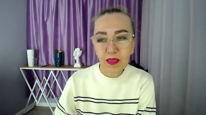 queen_a_n_i
