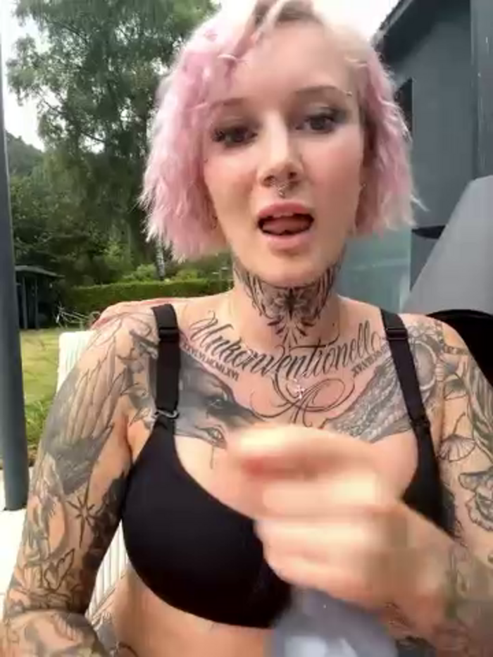 Stella-Kink