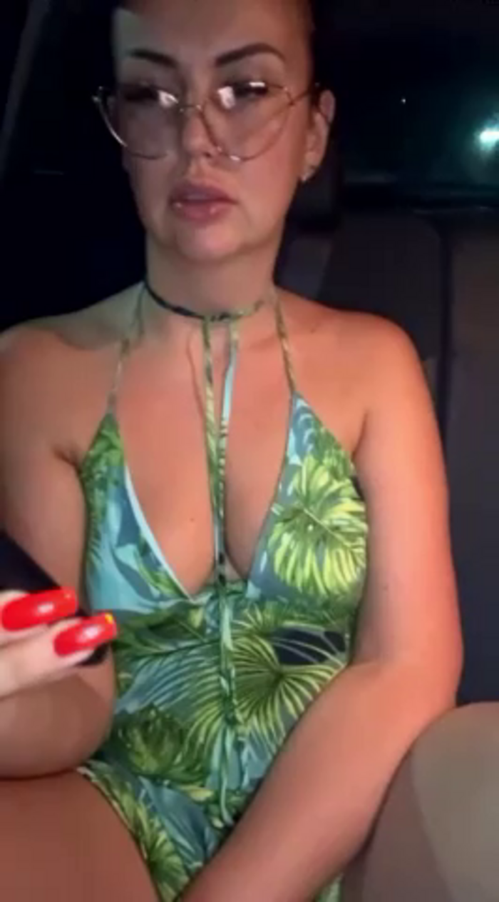 Young_hot_mom