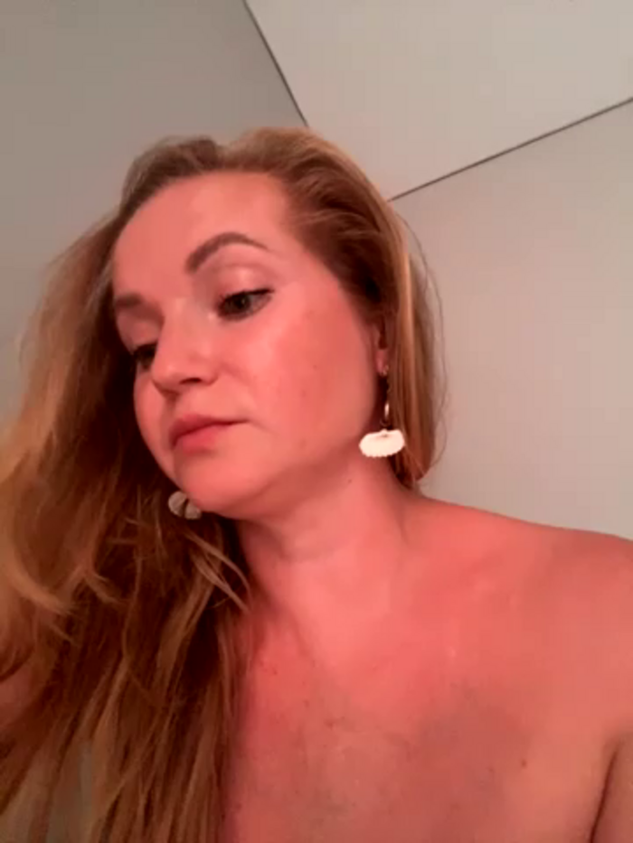 Lady__Maria