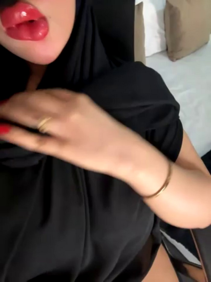 Noha-Sexy
