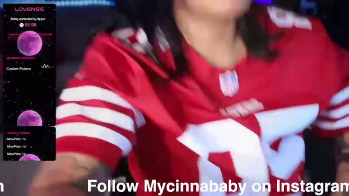 miacanela_xo