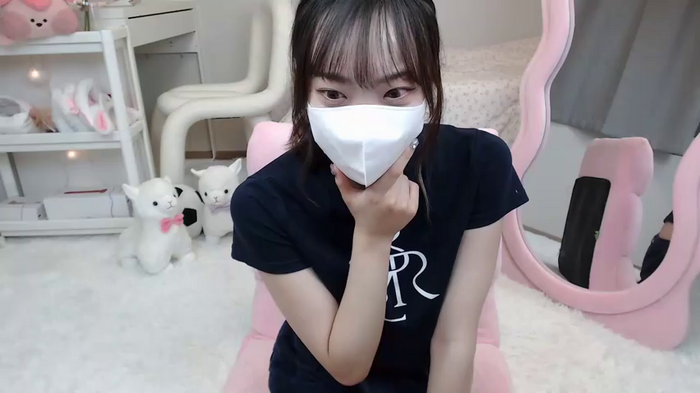 momo_room