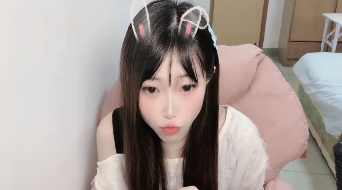 v-vivian