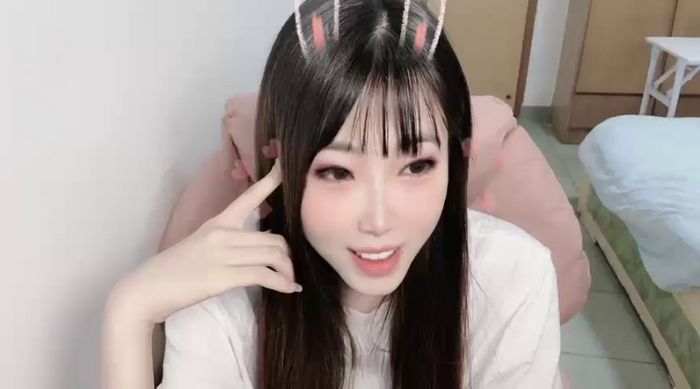 v-vivian