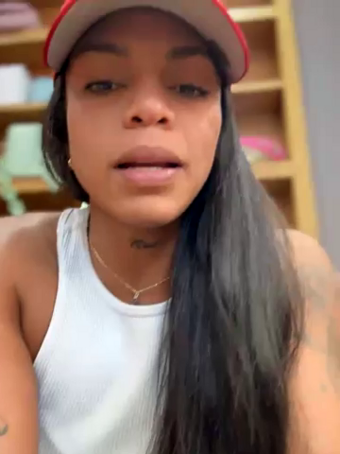 Charly_