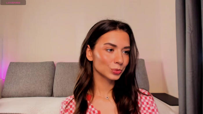 NicoleLuv