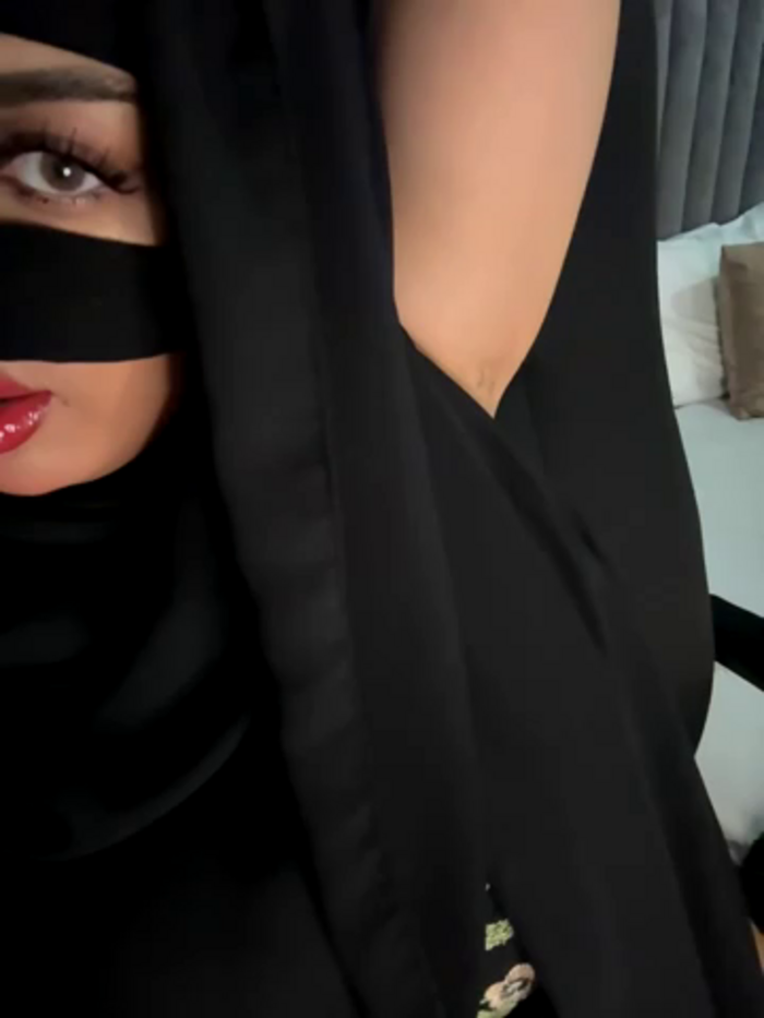 Noha-Sexy