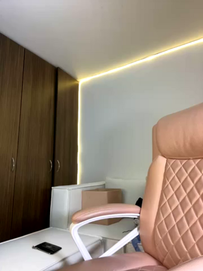 Nathcurly_