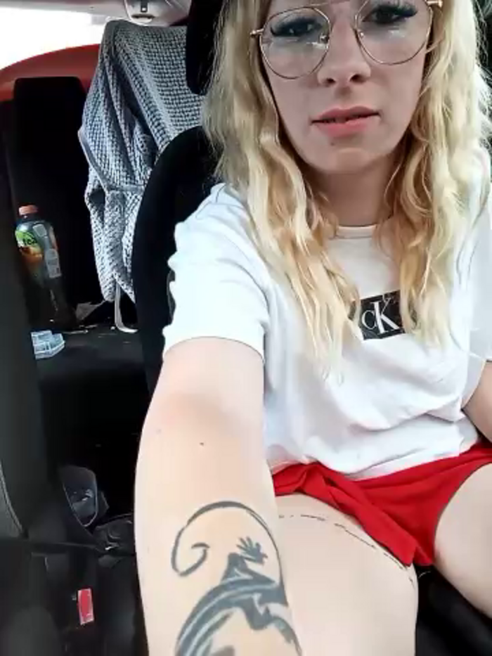 Lady-And-Queen