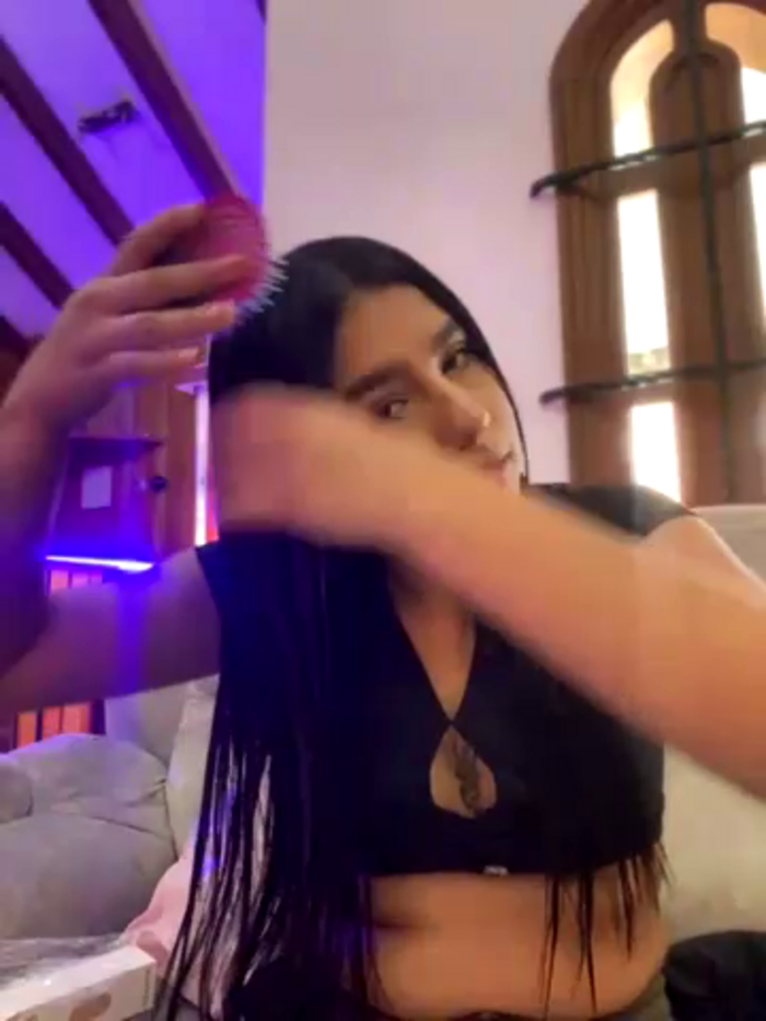 SaritaHot_69