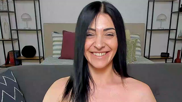 AryaSummersReal