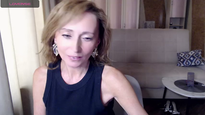 HornyMilf_777