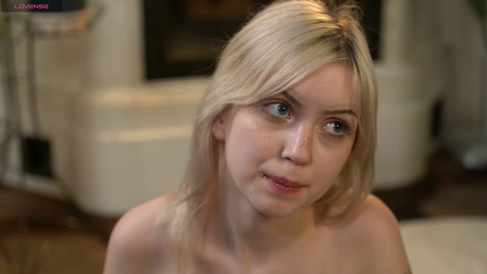 electric_blonde