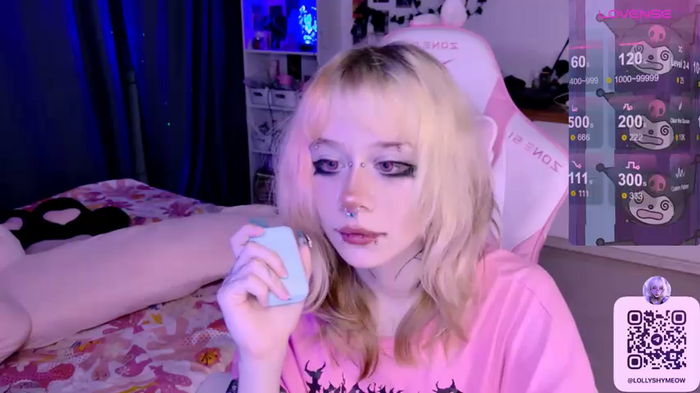 lollyshy__