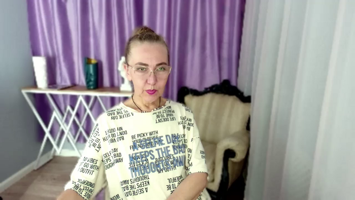 queen_a_n_i