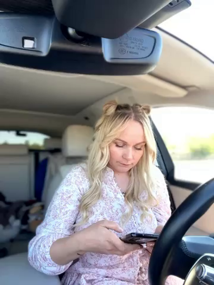 Bondgirl_013