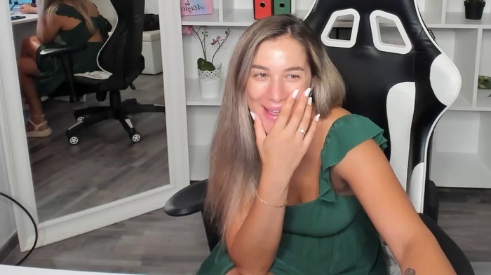 HotXMom