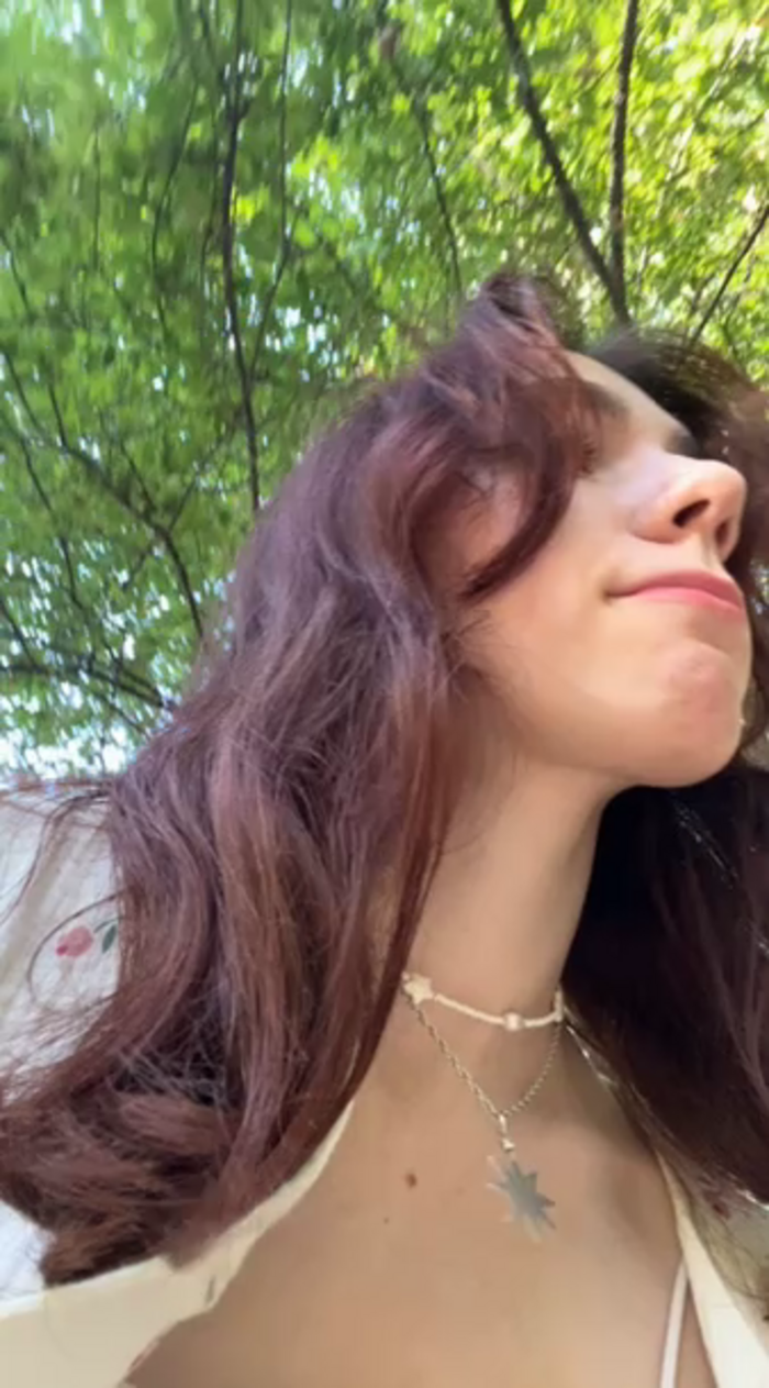 Lily__Belle