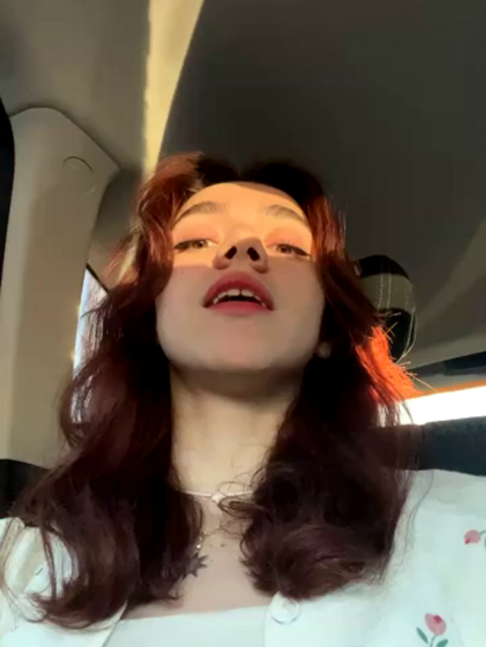 Lily__Belle