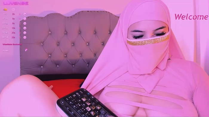 Tahiraa_