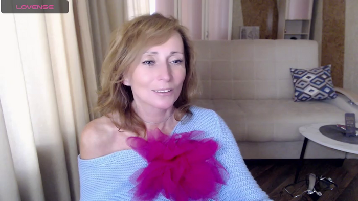 HornyMilf_777