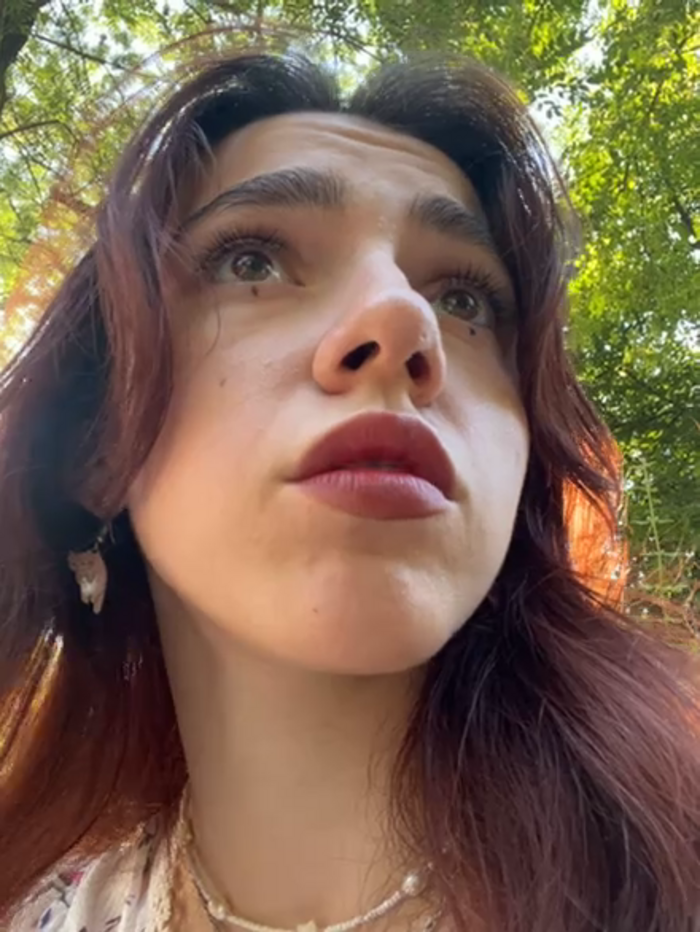 Lily__Belle