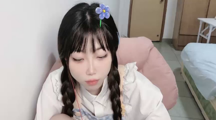 v-vivian