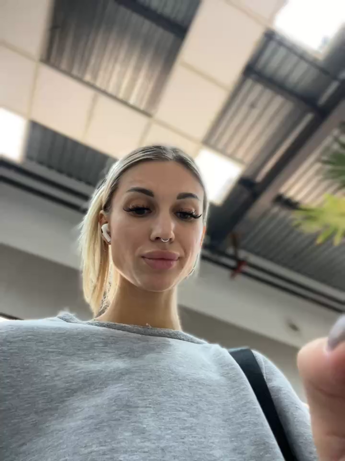 Charming_Ritta