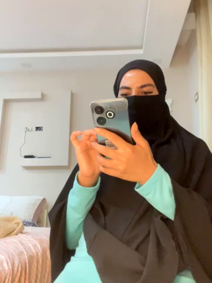 Hijabi_HotGirls