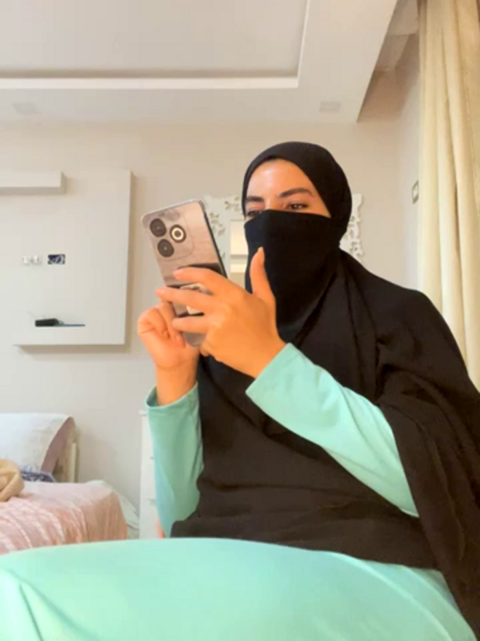 Hijabi_HotGirls