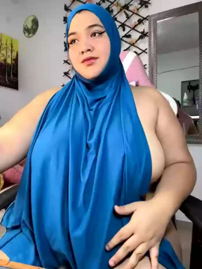 2024/08/18/stripchat-sweetmuslim01-04-10-10