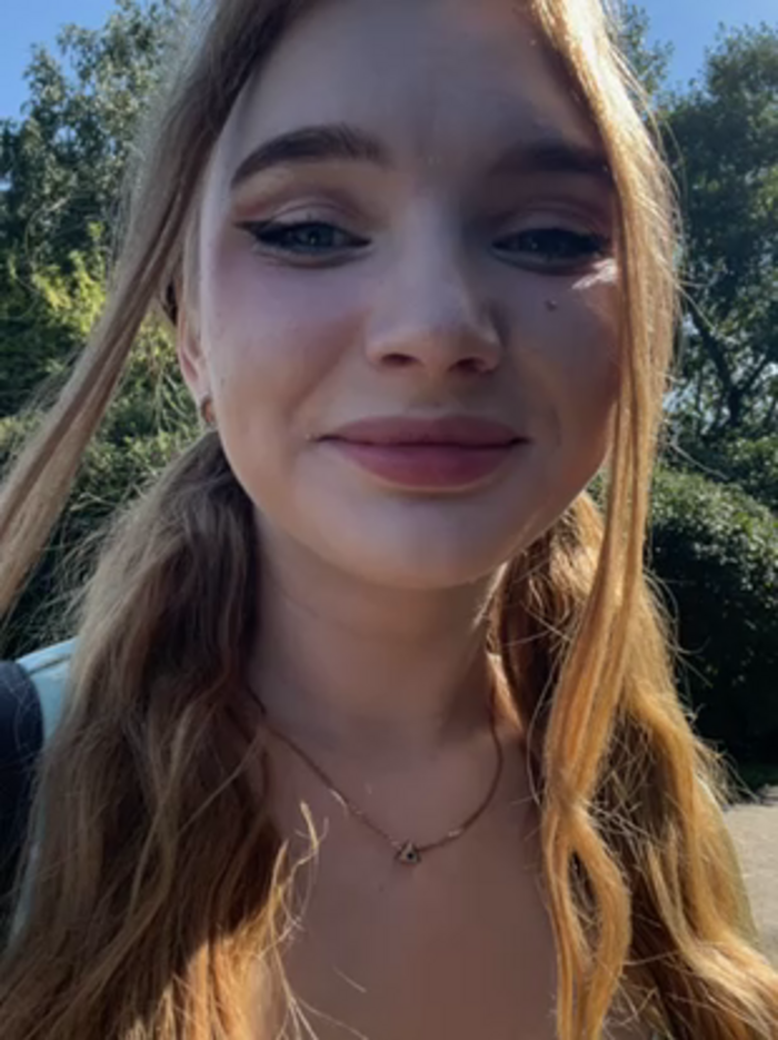 AmmyHot