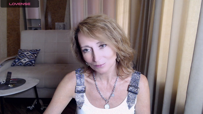 HornyMilf_777
