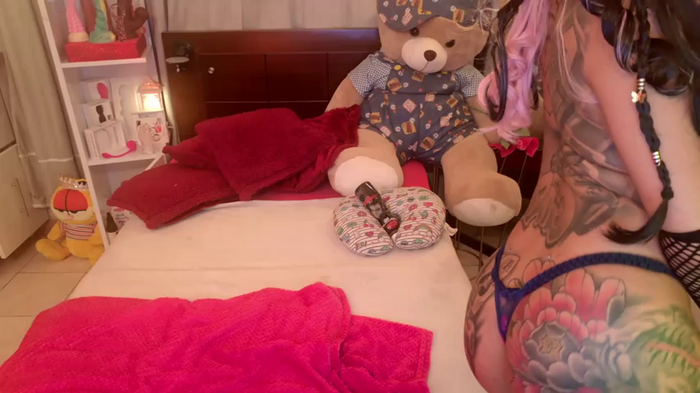 Scarlett_collins02