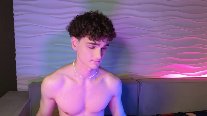 adam_21cm__