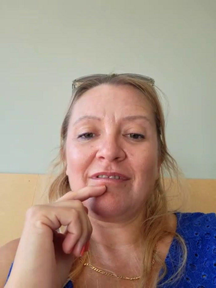 lady_charlyne