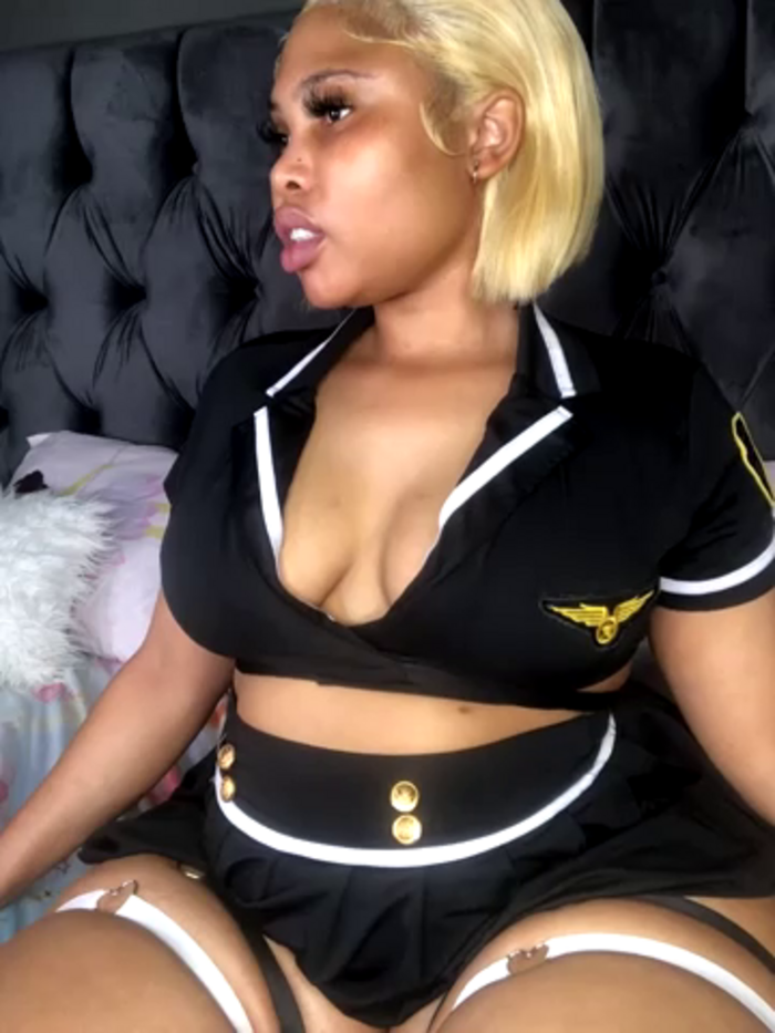 Anaelle24