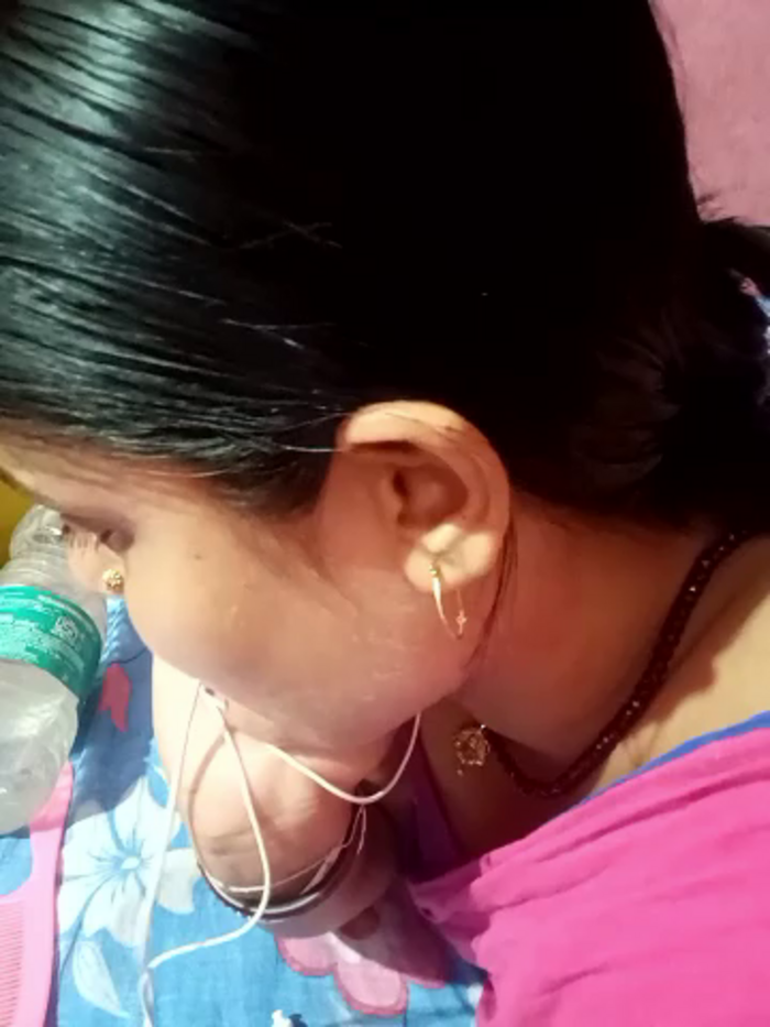 Hot_Pakhi