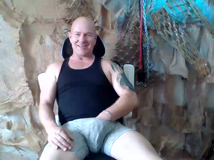 ManlyPrisonGuy