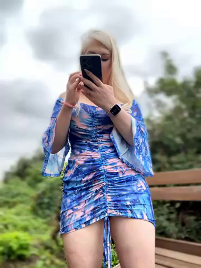 LaraHollywood