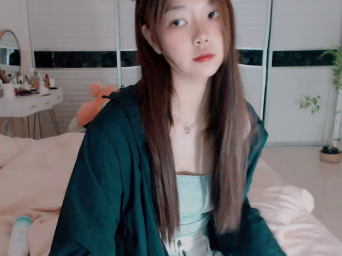 -Lucky_Girl