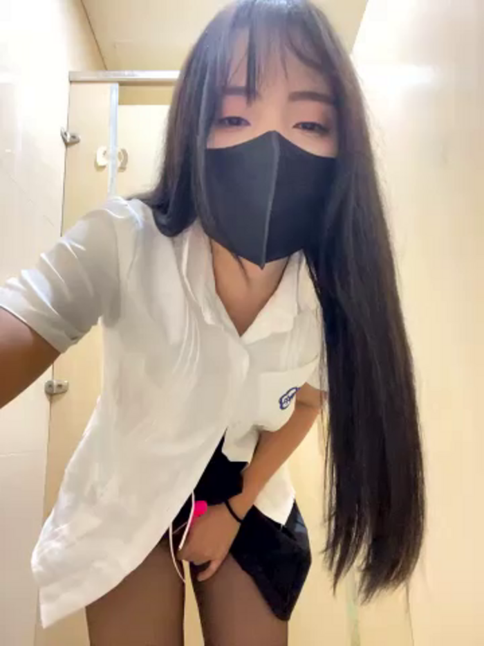 Asia-Lynn